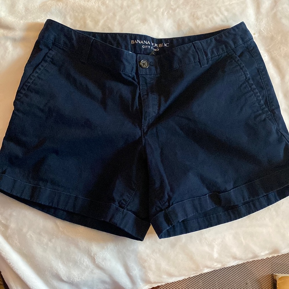 Banana republic navy shorts size 10